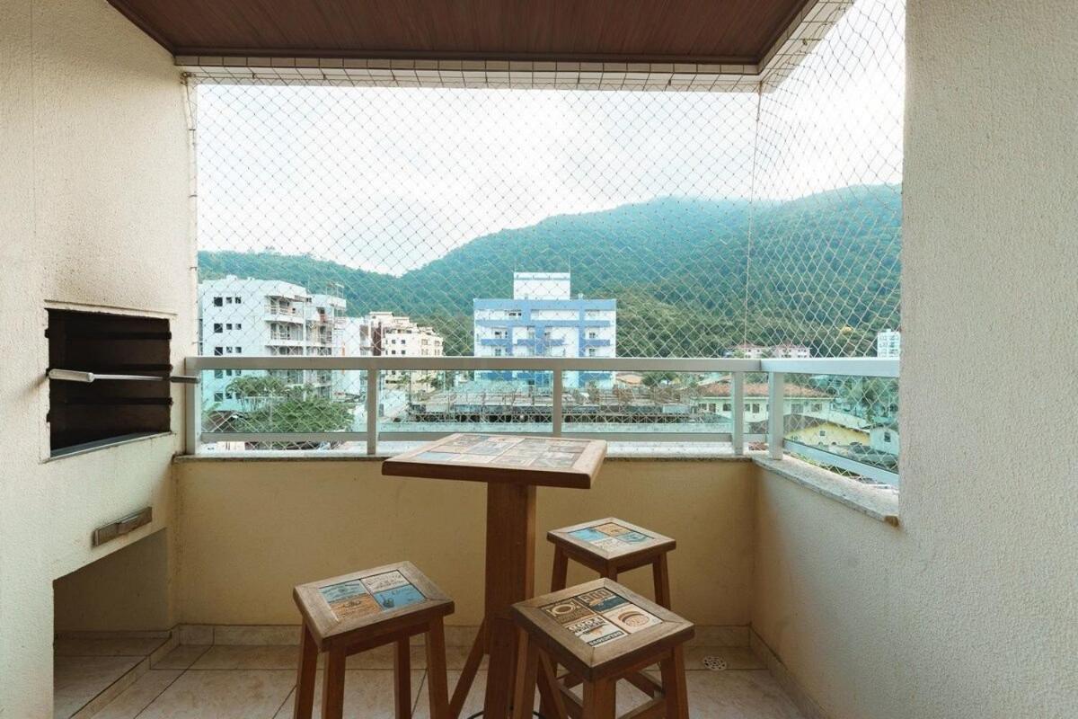 Apto C/ Churrasqueira E Piscina Casa de férias