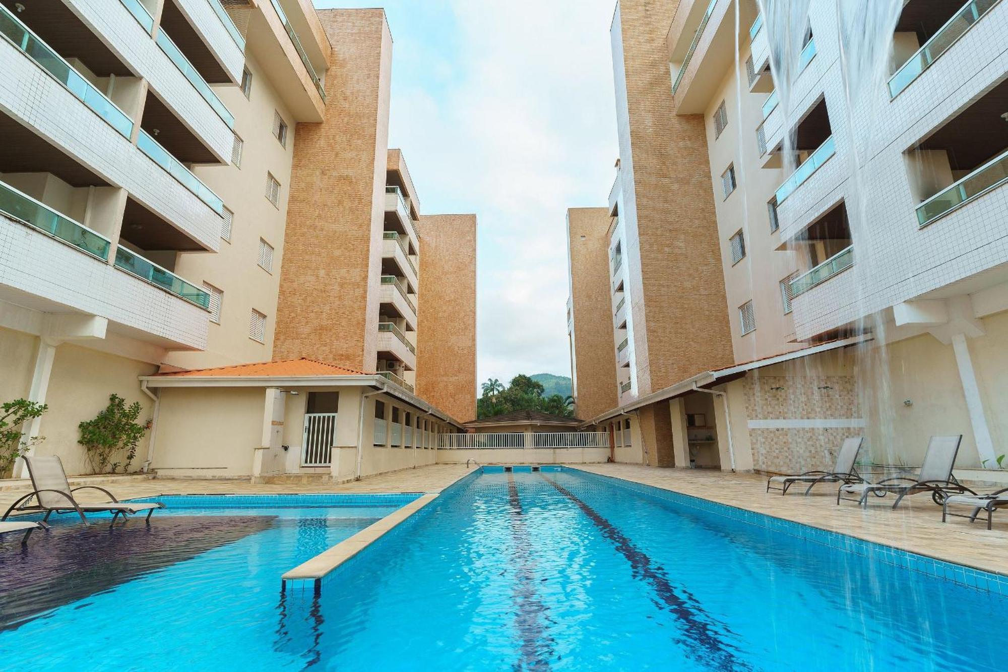 Casa de férias Apto C/ Churrasqueira E Piscina